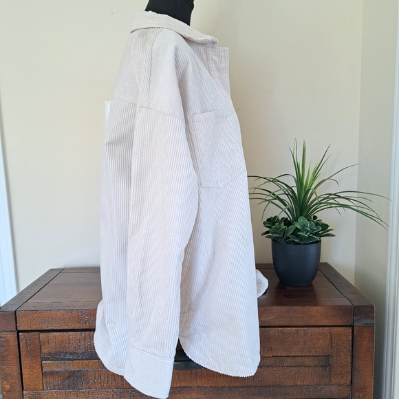 Matty M Corduroy Shirt Jacket Women's Small Cream Button Up Jacket NWT - Picture 11 of 16